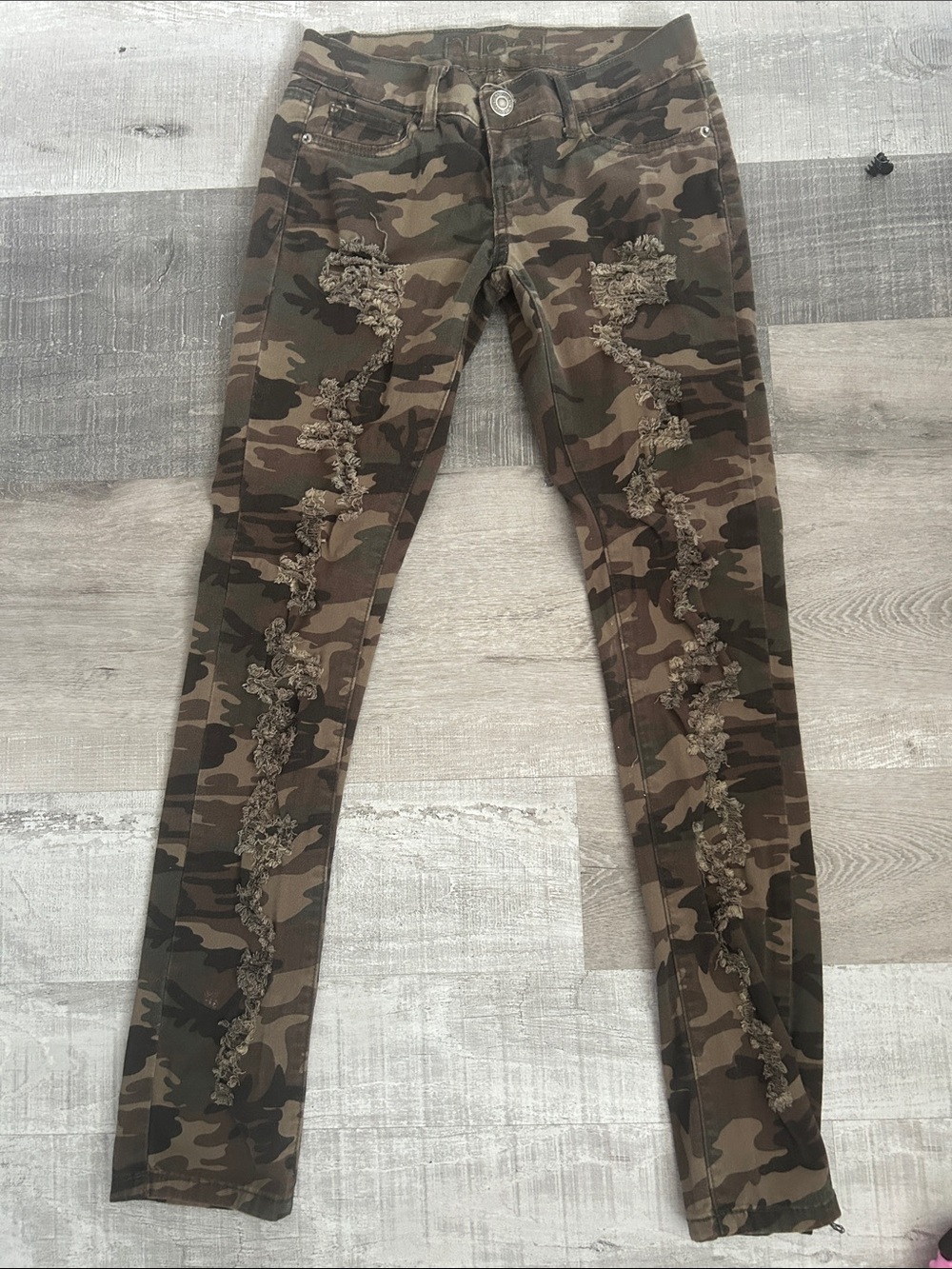Rue21 Camo Ankle Jeans with Frayed Trim - Green/Brown